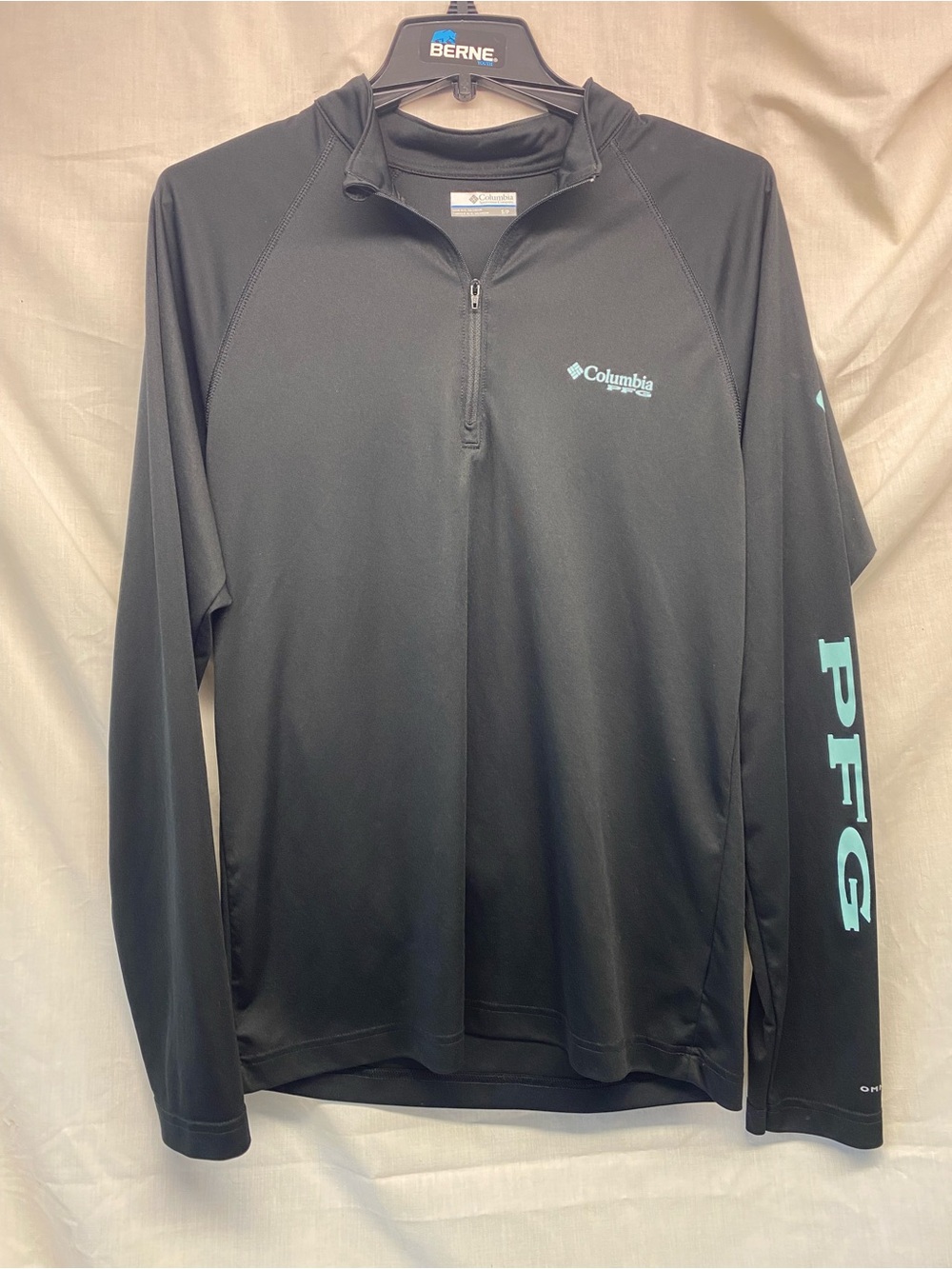 Columbia Black Long-Sleeve PFG Half-Zip Performance Top - Size Small (men/women)